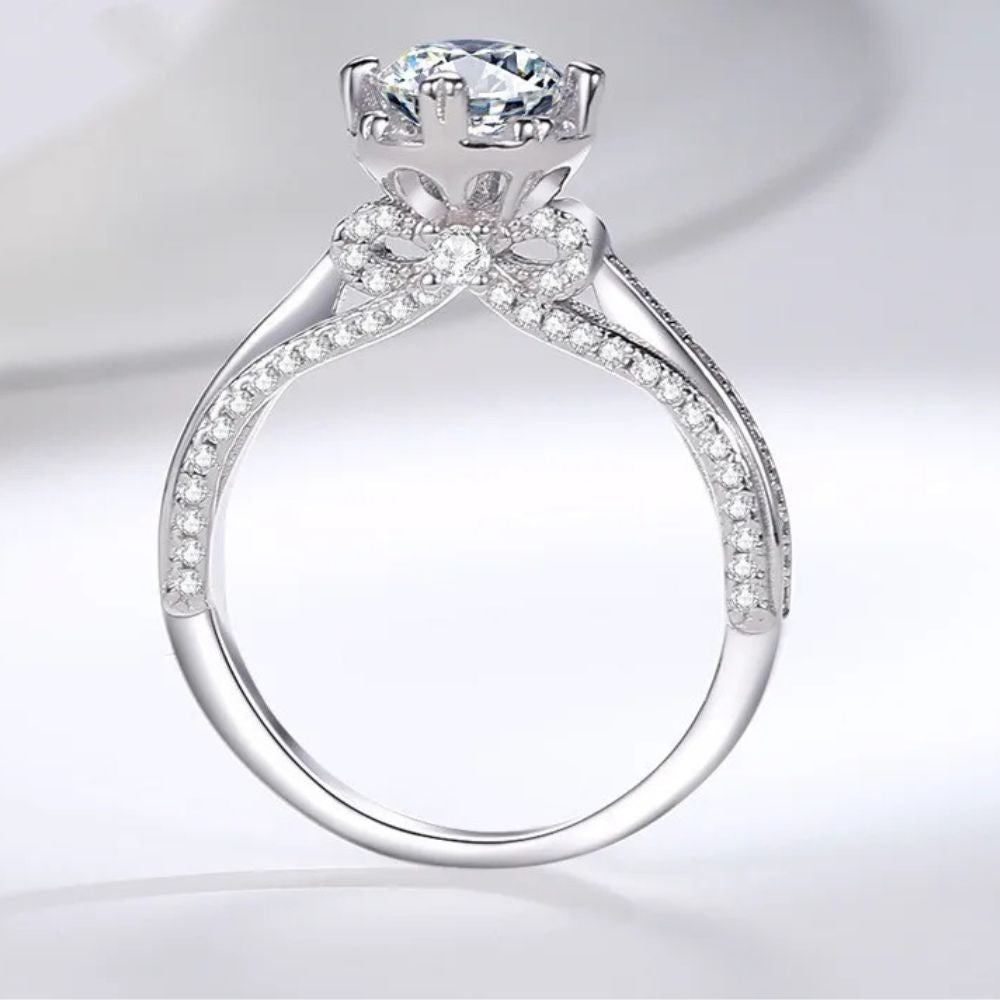 S925 Silver Knot Ring with 1ct Moissanite and